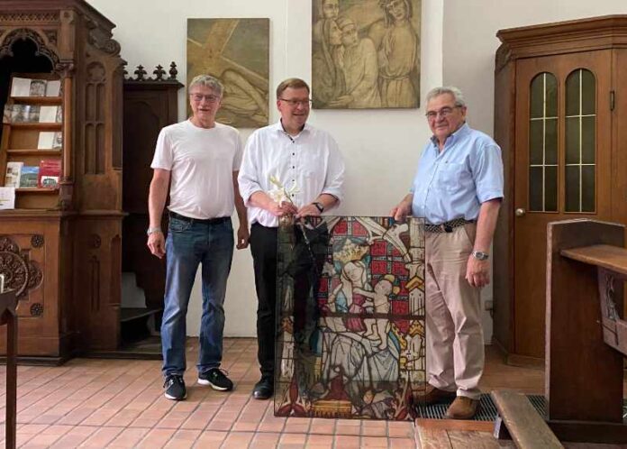 Lilienmadonna für Karmeliterkirche in Boppard
