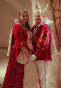 Prinzessin Katharina I. mit ihrem Prinz Dennis I. von den närrischen und tanzenden Brauwiesen